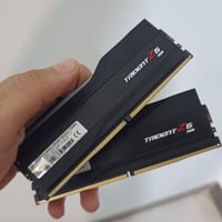 رام ٣٢GB ٦٠٠٠MHz • رايزن ٥ ٩٦٠٠X • RX 7700 XT