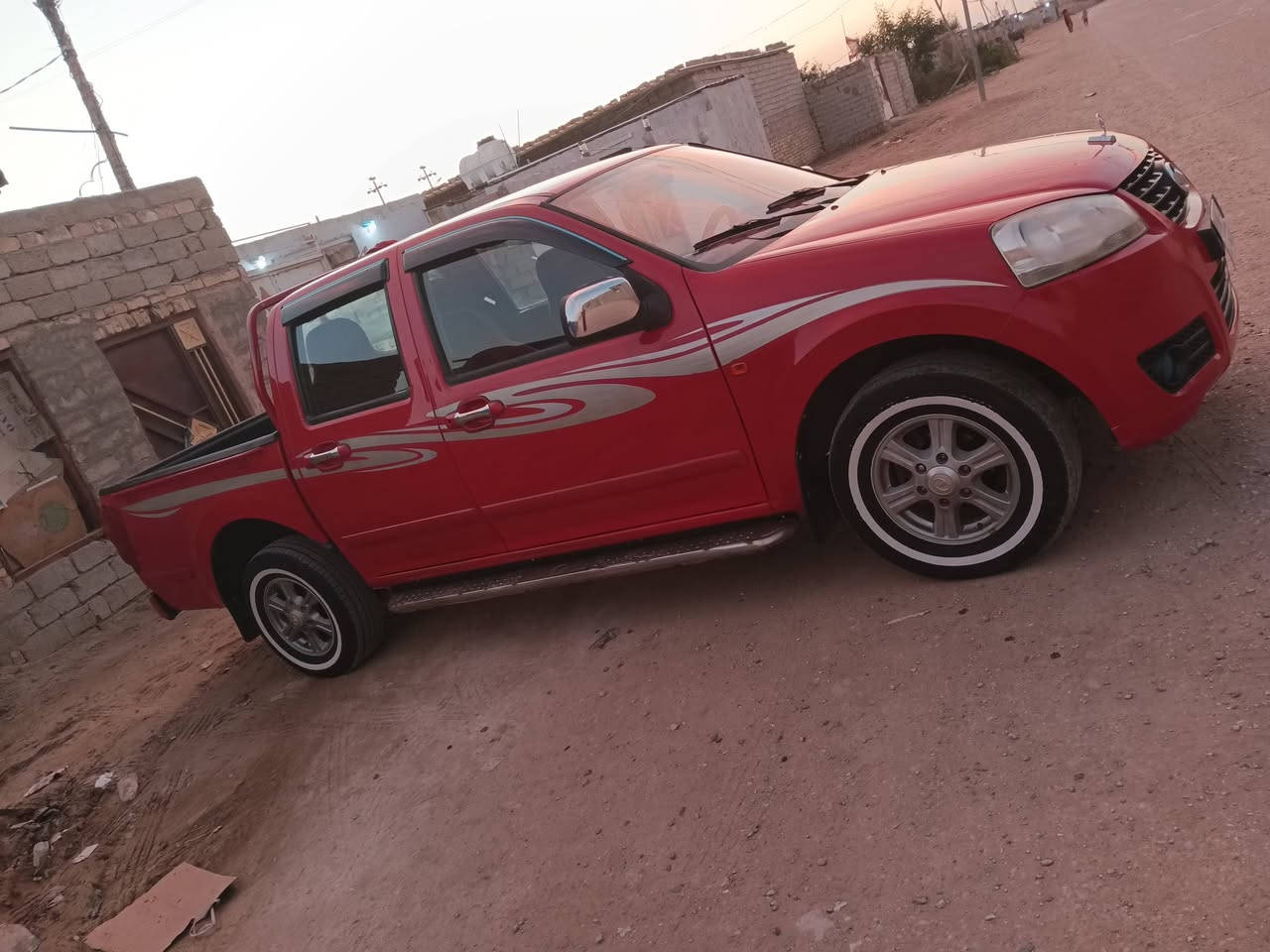 سلام عليكم كريت البيع مديل ٢٠١٣مكفوله كفاله عامه محرك كير كسن شاصي حديديه تخم تيرات  كهربائيات كل شقاله تبريد تدفئة رقم سياره بابل سنويه مجدده مشروع وطني مكان ديوانيه السعر ٦٨وبيه مجال رقم الهاتف ***********
