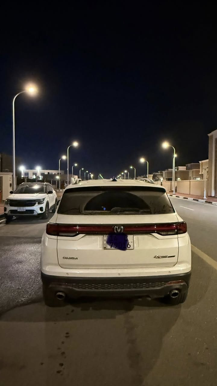 شانجان cs35 خليجي موديل ٢٠٢٤ رقم بصرة كفاله عامه اخت الزيرو  ماشية ١٨ الف كم حقيقي بدون بارد او تبديل تايرات الشركة تبديل الدهن والسرفس كله بالشركة 
عنون البصرة مدينة النرجس ***********
السعر ١٤٨ وبيها مجال  بسيط جدا
