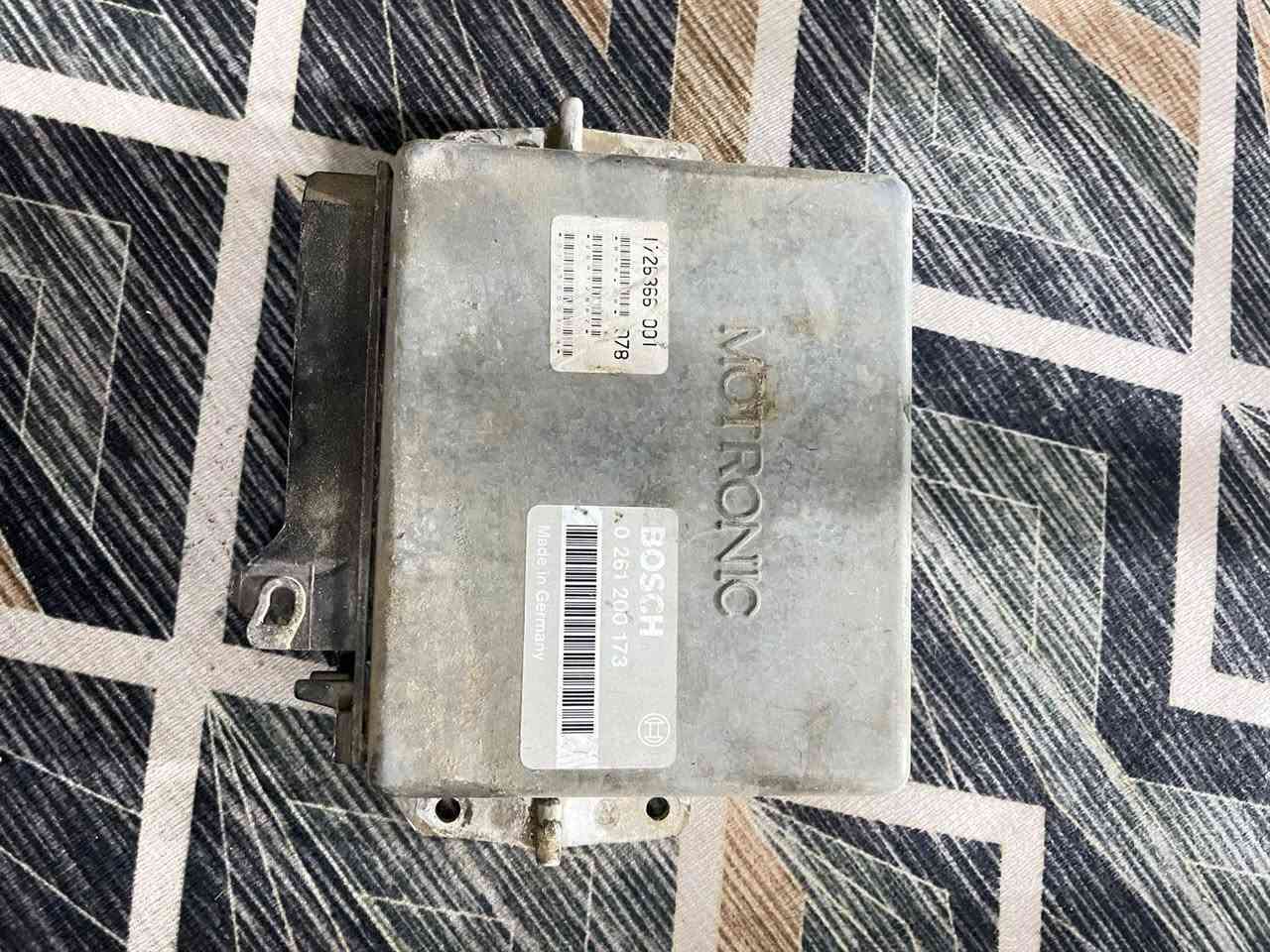 غراض زعره للبيع ابيع شلع اب75  *********** مكاني الشعب 
ضفيره تبريد 
ضفيره مكينه 
دبه ماسحات 
عقل شغال ونضيف 
قبضة كير اوتماتيك 
كيج حماوه 
ولباقيات بصور موجودات
