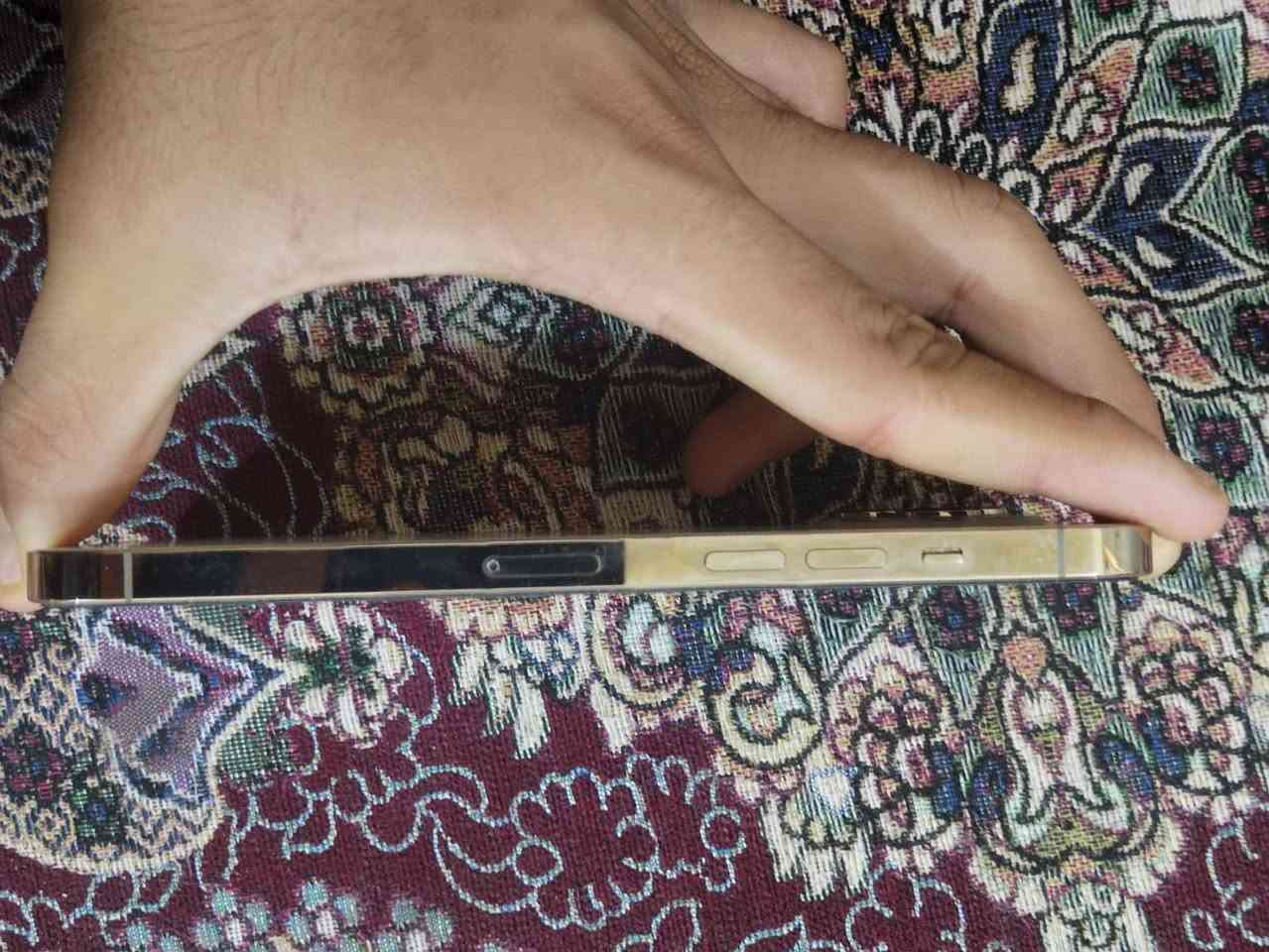 السلام عليكم اخوان ١٢ برو ماكس لتليفون وتر بروف فقط لضهر مفطر جهاز نضيف بطاريه ٧٨ بلادد ١٢٨ ذاكرته
شرق اوسط لمرغوب 
لسعر ٤٢٥ وبي مجال 
يرهم مراوس ب ايفون اعلى منى اذا مبدل شاشه مثلا '


**إذا كنت صاحب هذا الإعلان وتريد حذفه لأي سبب، رجاءا أرسل رسالة إلى الدعم الفني**
