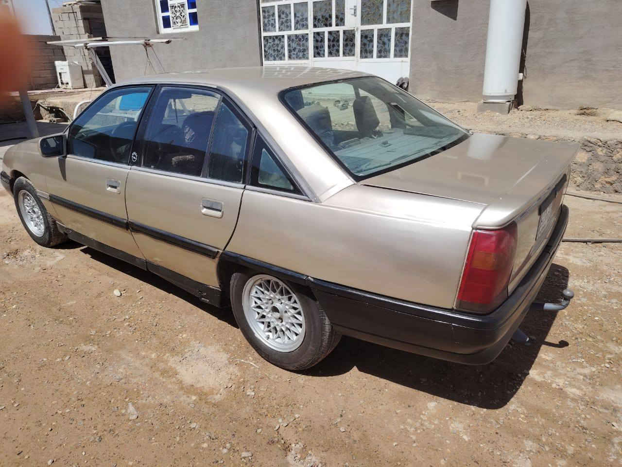 اوبل اوميكا معمره جديد موديل 89 سعر 24وبيه مجال اتصال على صاحبها ناطق رقم هاتف***********
