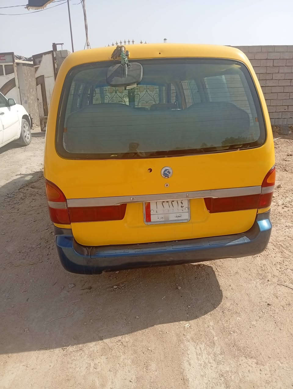 السلام عليكم
بريجو موديل ٩٧ رقم نجف مالكها نجف 
السياره معمره وحلوه ابيع محرك كايم 
والباقي جاهز من تاير من كلشي وبيها طخه
باللغد الأيمن واصوليات كامله ومصفره
رقم الهاتف *********** اتصل وتدلل
