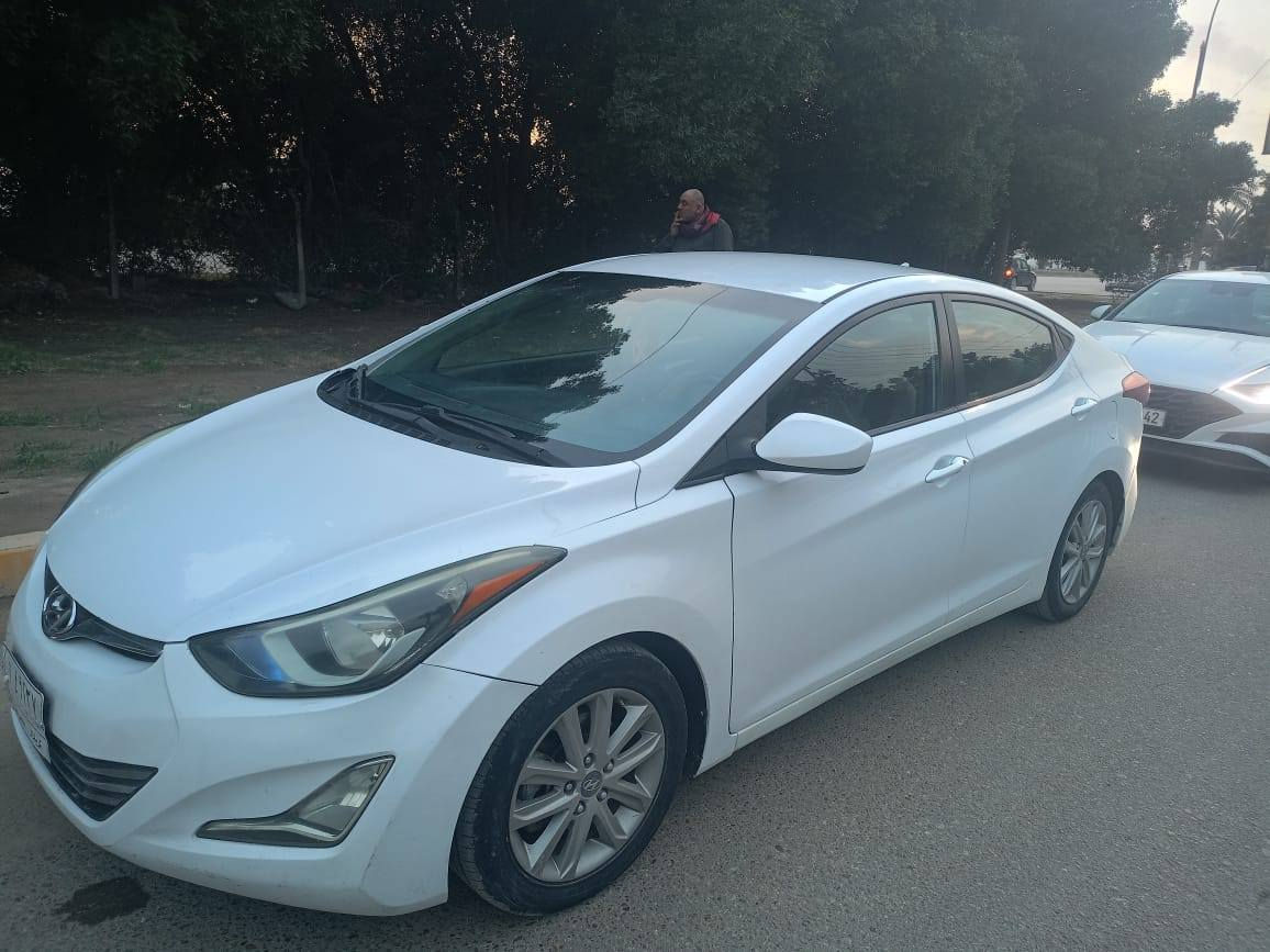 السلام عليكم النترا 2015 امريكي بيه صبغ ربع البنيد ول جاملغ 116مكلف بالنشر 
‏‪0773 227 3928‬‏ رقم صاحب السيارة
