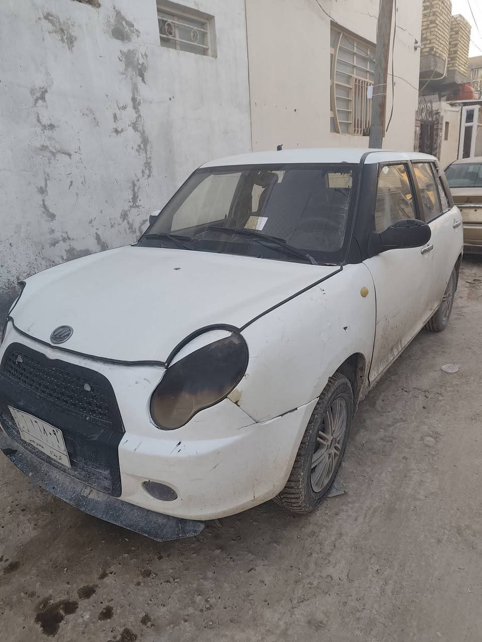 سياره ليفان 320
للبيع على هاي الحطه محركها كايم وبيه ضربه بالجاملغ الأمامي صار يومين مسوي الحداديه الاماميه ودبلات جديده

سعرها 18 وورقه
السياره بالنجف

***********
