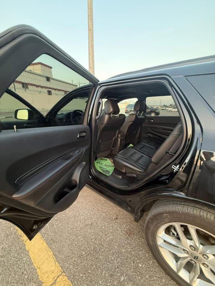 سلام عليكم للبيع او مراوس
دوج دورنكو 24 GT فول مواصفات

ماشيه 30 الف مايل بيه 3 قطع بنيد مصبوغ وجاملغ خلفي وتبديل قبق جنطه نفس اللون بدون ايرباك

بدون رقم بدون رقم

السعر 265 ورقه وبيه مجال

تفاصيل اكثر اتصل على الرقم او واتساب ***********

مكان السياره ميسان العماره
