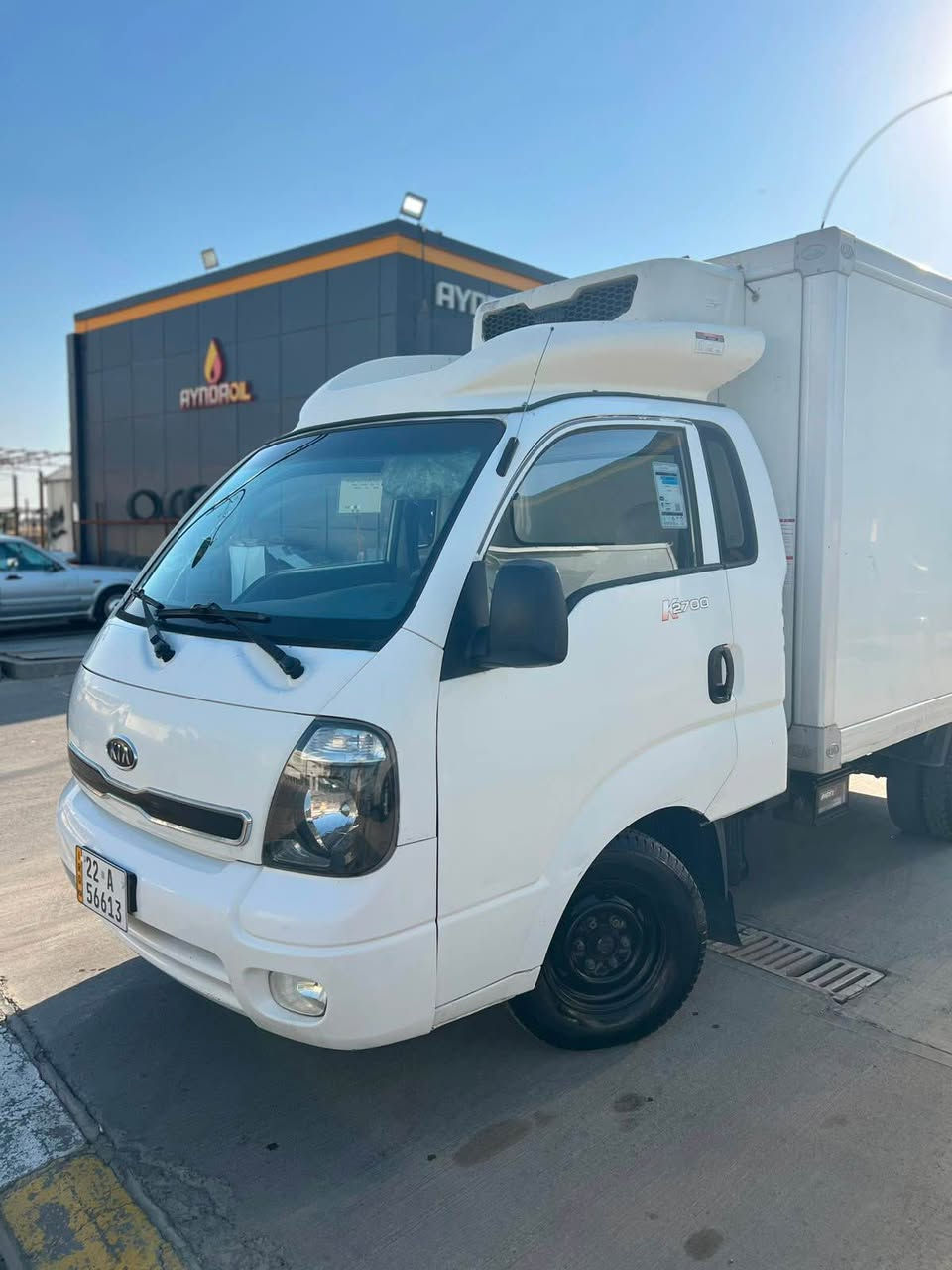 Kia barad 2700 
2011
بێ سبوخ 
بێ لێدران 
هەموو شتێکی بەشەرتە 
بەراد بیلادە
*********** أربيل, العراق
