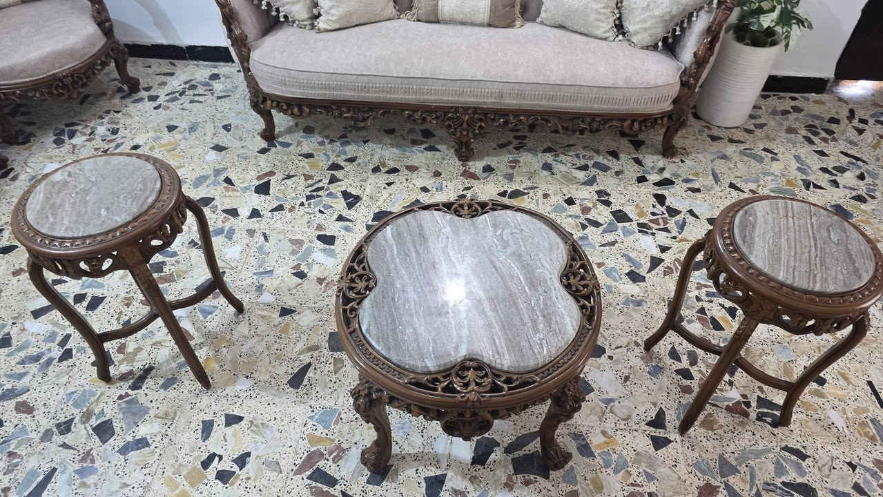 اخذته  ب ٢ مليون و ٨٠٠ 
اريده ب٢ و ٣٠٠ وبي مجال للشراي
***********
