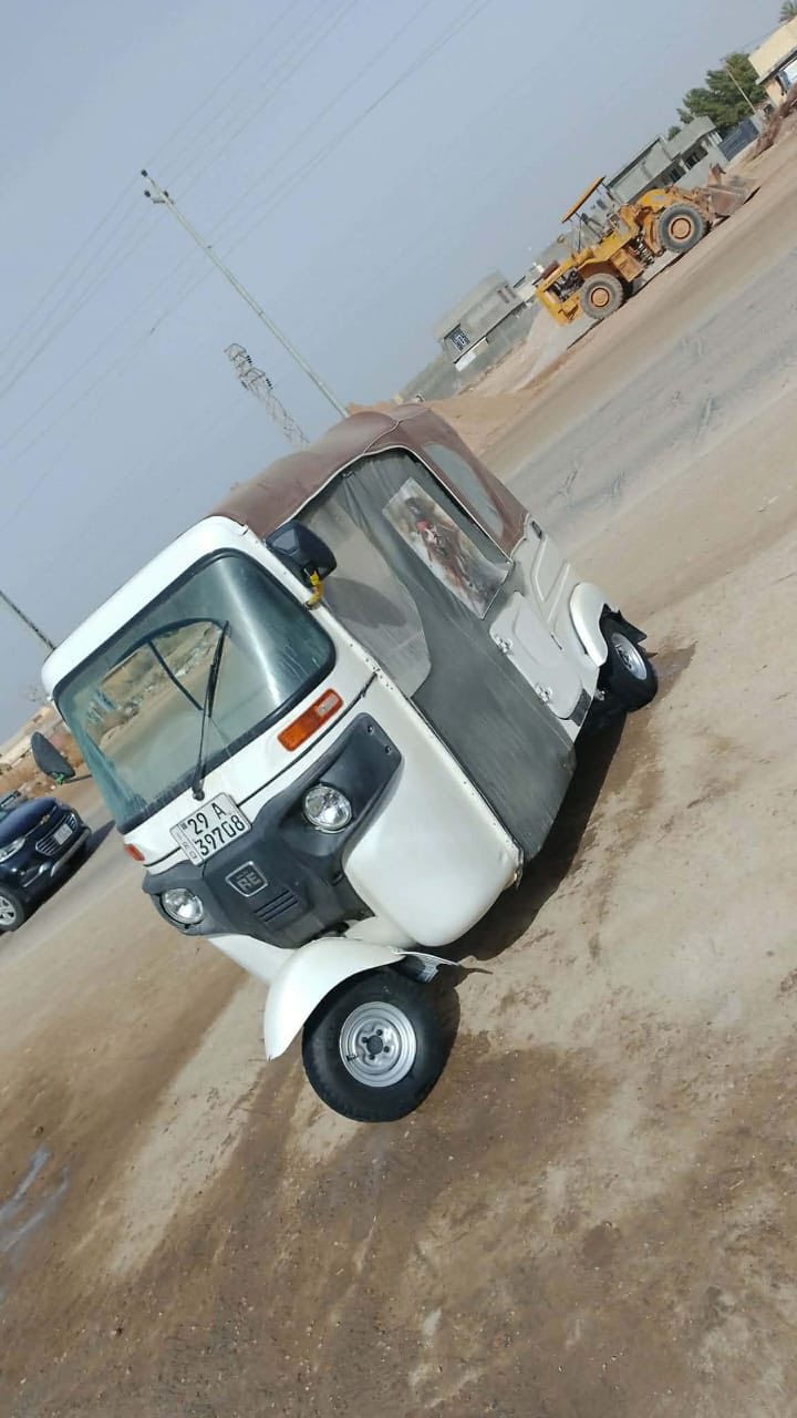 يالله السلام عليكم تكتك موديل  22رقم وسنويه انكليزي التكتك خير من الله مال بيت الله يشهد تاخذها الف دينار ماتذب عليها بوجهك للشارع مكينتها مفتوحه بس ولفات اصلي شركه  المكان  وبيها صبغ بس بالدوس بدون كص  السعر 7900 وبيها مجال كلش كلش بسيط المكان واسط الصويره
للاستفسار
***********
***********
