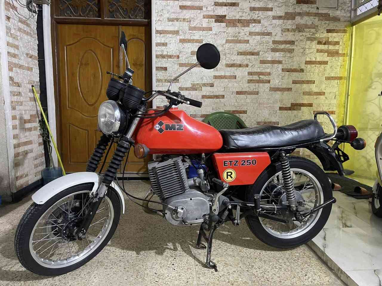 سلام عليكم مأطور ٨٨ مال باله للبيع كله بلاد وكله الماني كصه ١ بدون رقم مكاني بابل حله ***********
