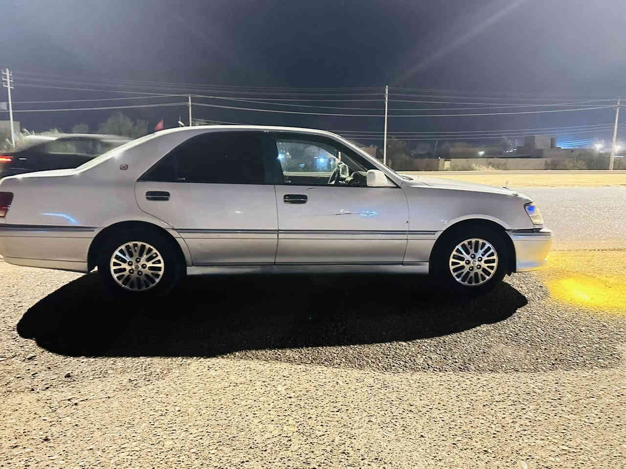 جنون البيع او المراوس كص قماره 4دكم تبريد خلفي ثلاجه  4كشنات كهربائية برده تحكم خلفي مكينه وكير ديفور جبير حداديه جاهزه سياره السعر 39 وبيه مجال او مراوس شعندك نزل 
المكان ميسان كميت
