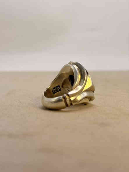 تحفة من خاتم العقيق اليماني كرز الكرز بصياغة مميزة من الاستاذ عارف البحريني لتكتمل هاذه الوحة الفنية 
قياس الخاتم 22/23
صياغه ثقيلة فضة 990 
السعر 125.000 فقط
للتواصل ***********
توصيل الى جميع محافظات العراق متوفر
كل ما عليك ارسال صورة الخاتم على الواتساب وبالخدمة
