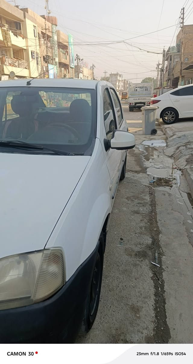 رينو لوكان فحل ٢٠١٠ خصوصي رقم بغداد انكليزي باسمي مابيهه قطرة صبغ مكينة بيهه تبخير 
وبيهه ضربة بالبنيد مبينة بالصور ماشية ١٨٠ مكان بغداد السعر ٤٣ وبيهه مجال 
تليفون/ ***********
