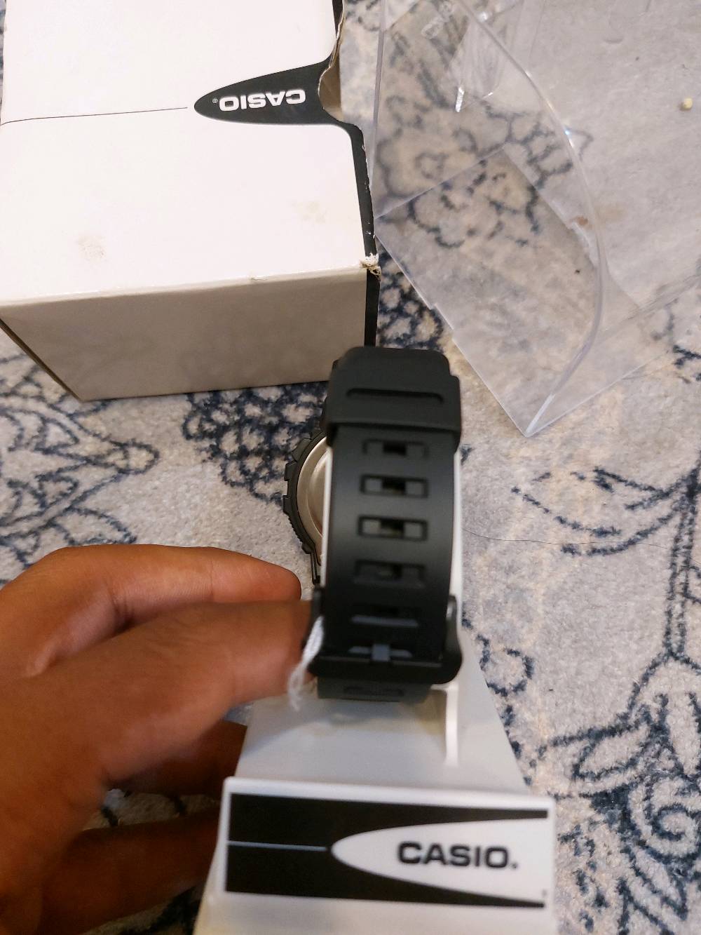 ⌚ للبيع ساعة CASIO W-800H
مقاومة للماء 100M
شاشة رقمية واضحة
منبه + مؤقت + ستوب ووتش
حالة جيدة وتعمل بكفاءة
💰 السعر: 45,000 دينار
📞 للتواصل: ***********
🚚 متوفر توصيل داخل المحافظة، والشحن للمحافظات حسب الاتفاق.