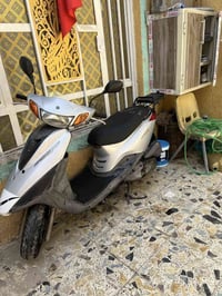 شباب درجه بريز لايت فوك نضيفه مكينه حلو ما مفتوحه كفرها بس ل بجم ل فوك...