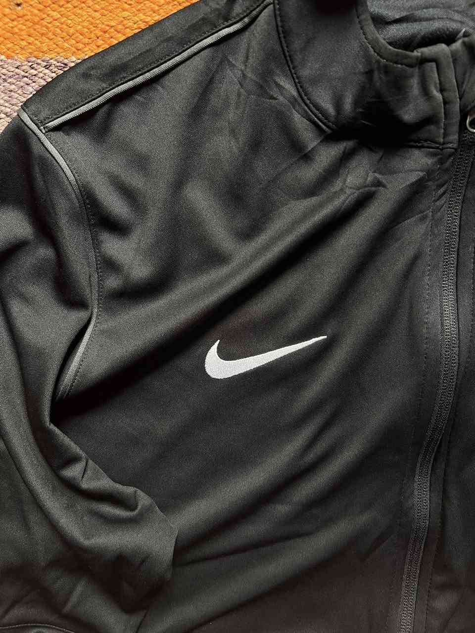 نايك دراي فت
رياضي 

اورجنال
قياس اكسين لارج
السعر والحجز مراسله الصفحه او واتساب


**إذا كنت صاحب هذا الإعلان وتريد حذفه لأي سبب، رجاءا أرسل رسالة إلى الدعم الفني**