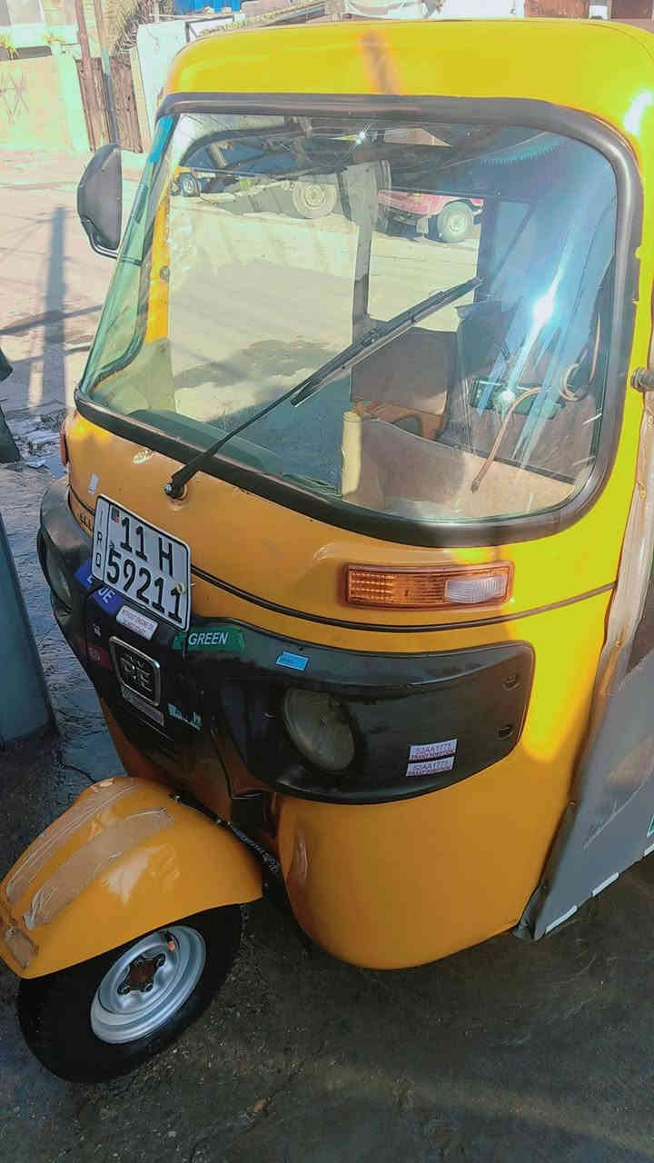 السلام عليكم تكتك 21, شهر 10,
رقم انكليزي بأسمي تحويل ثاني يوم 

كلشي موضح كدامك بلصوره 

تكتك خير من الله 
 
السعر 7/500قفل
العنوان مدينه الصدر 

***********
