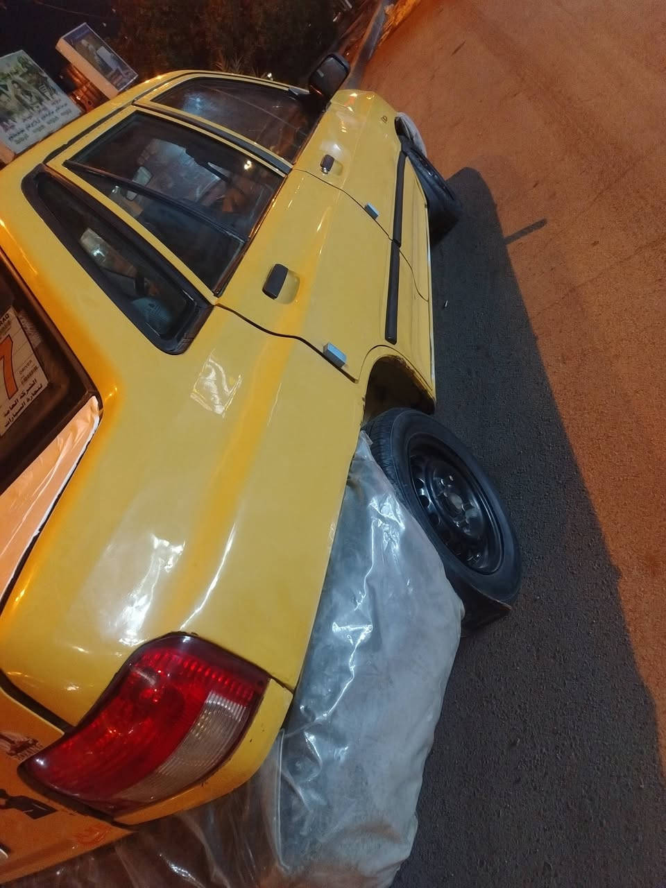 يالله السلام عليكم سايبا للبيع موديل ١٥ جاهزه مصفره تحويل مباشر السعر ٣٠ وبيه مجال الاتصال على الرقم *********** أو *********** مكان بغداد التاجي ابو عضام كير مكينه جدد شواصي بيهن تعمير قليل درجه لاولى تخم تاير جاملغات اماميه تبديل بدون ضرر سياره عليه ادامه كامله متعوب عليه
