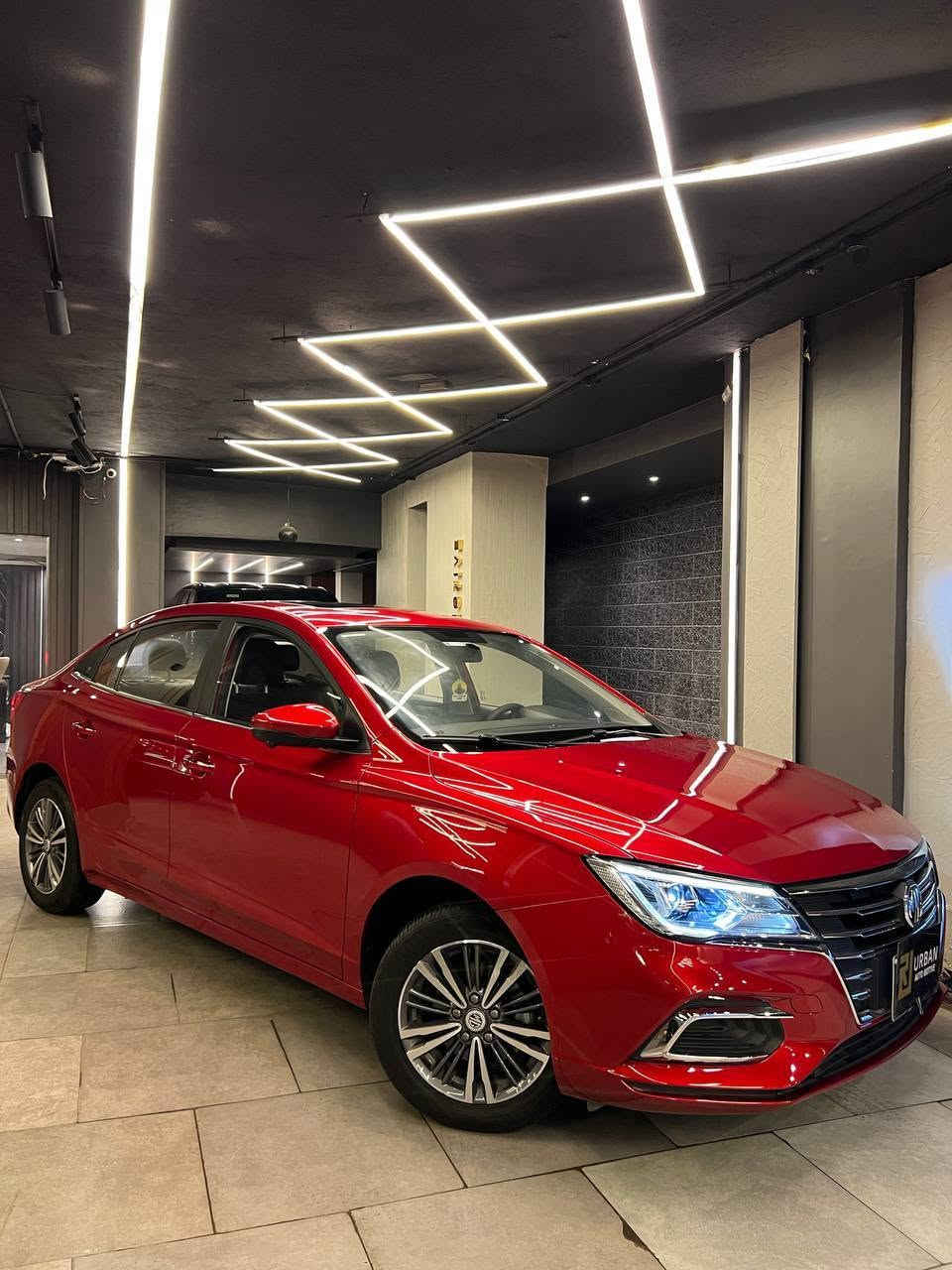 🚗 MG 5 Luxury Edition
📅 موديل 2026
📍 عداد 12,000 كم فقط
⚙️ المواصفات:
محرك 1500 سي سي
قوة 120 حصان
تشغيل بضغطة زر (Start Engine)
دخول وتشغيل بدون مفتاح (بصمة)
مرايات كهرباء ضم
فتحة سقف
جنوط 16 بوصة
كراسي كهرباء
تحكم كامل من الطارة
🎨 اللون: أحمر
🪑 الفرش: أسود
✅ حالة ممتازة وجاهزة للفحص والمعاينة
للتواصل https://wa.me/201018393590 القاهرة, مصر


**إذا كنت صاحب هذا الإعلان وتريد حذفه لأي سبب، رجاءا أرسل رسالة إلى الدعم الفني**