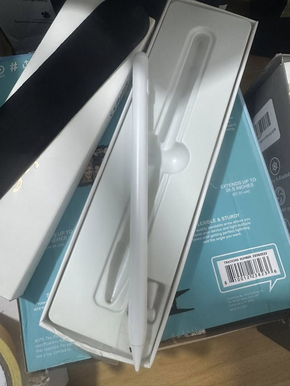 السلام عليكم يتوفر 
قلم لمس للايباد
وكيبورد تواصل خاص


**إذا كنت صاحب هذا الإعلان وتريد حذفه لأي سبب، رجاءا أرسل رسالة إلى الدعم الفني**