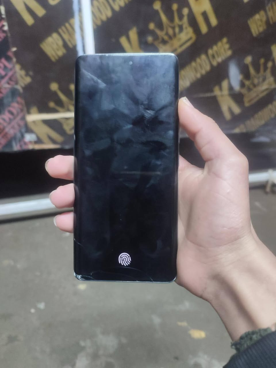 سلام عليكم
هونر اكس 9 C 
ذاكرة 256
رام 24 
كامرة 108 
ببجي 90فريم
فقط مفطور الگلاس وفلاش ميشتغل 
سعر 160 بي مجال للطيبين
او مراوس ب ايفون


**إذا كنت صاحب هذا الإعلان وتريد حذفه لأي سبب، رجاءا أرسل رسالة إلى الدعم الفني**