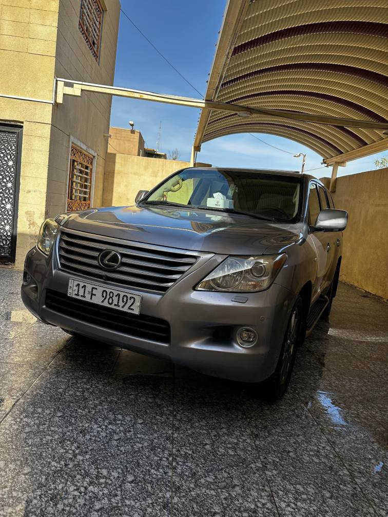 للبيع لكزس Lexus   مديل 2011 فوووول مواصفات 1/1 معروفه مواصفات الكزس رقم بغداد (بسمي)  
كشنات جلد تبريد تدفئه
 رادار امامي وخلفي 
كامره خلفيه وكامره محيطيه في المري 
جنطه شفط 
مجموعه من انضمه القياده والتحكم الذاتي 
تحكم في ارتفاع مستوى السياره وباقي المواصفات معروفه 

ملاحضه: السياره جاهزه كير حداديه محرك تبريد تدفئه ‼️سياره كفاله بدون ضربه بدون حادث  #العنوان  #البصره  💵السعر310وبيها مجال للتواصل ***********
*********** البصرة, العراق
