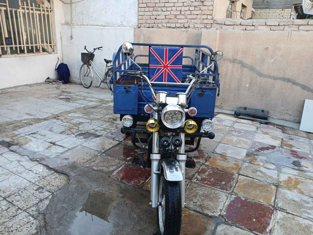 السلام عليكم ستوته للبيع موديل 2020 جاهزه الستوته عارضه 1100وبيه مجال مكاني نجف تقاطع جامعه وفاء اي ستفسار ***********مكينه مفتوحه
