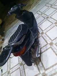 فراشه فحل ماكس حاويه للبيع أو مراوس حسب القناعه  الدراجه كامله ما نقصه...