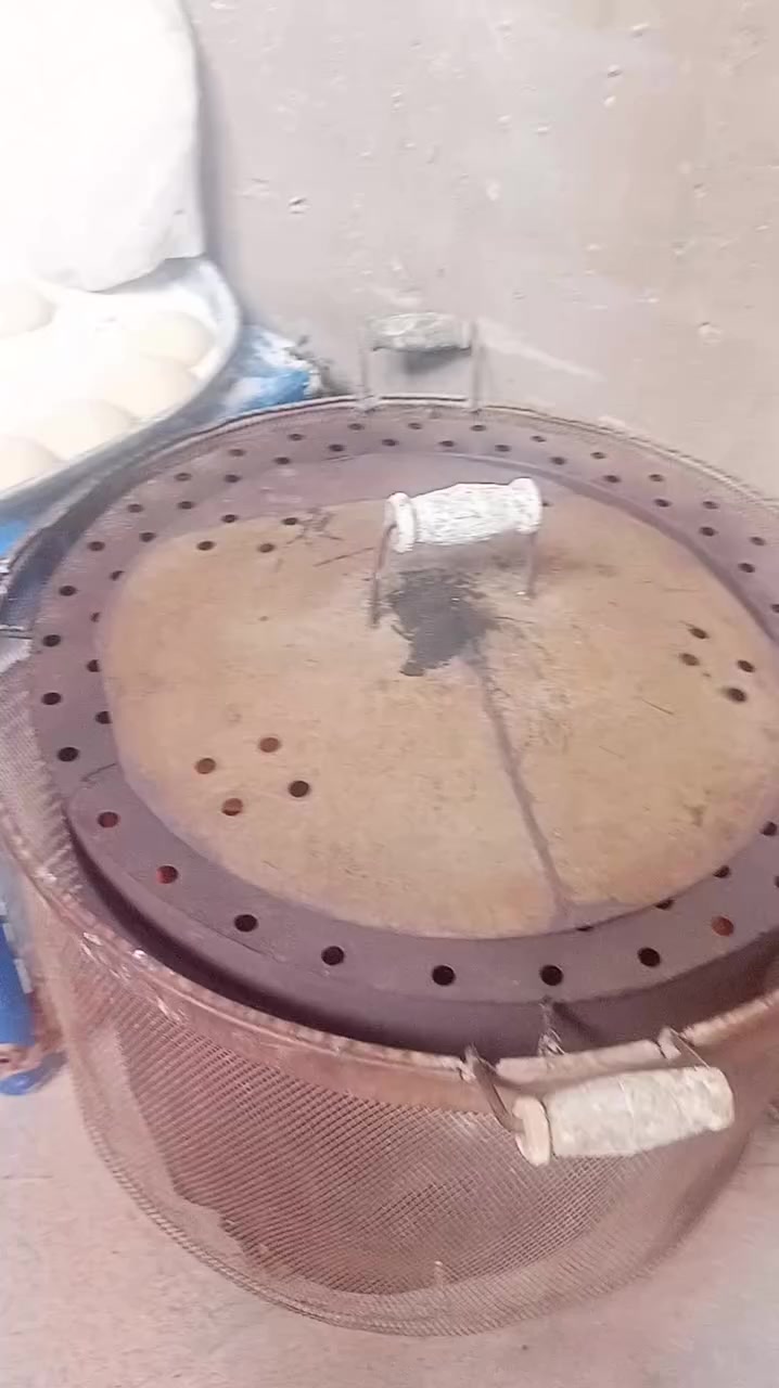 السلام عليكم تنور للبيع السعر 25 الف وبي مجال المكان النجف حي النداء


**إذا كنت صاحب هذا الإعلان وتريد حذفه لأي سبب، رجاءا أرسل رسالة إلى الدعم الفني**