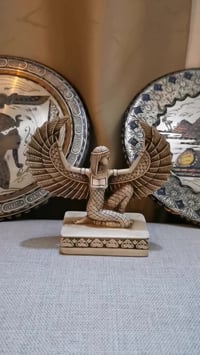 طقم ٣ قطع • صحون نحاس • تمثال فرعوني