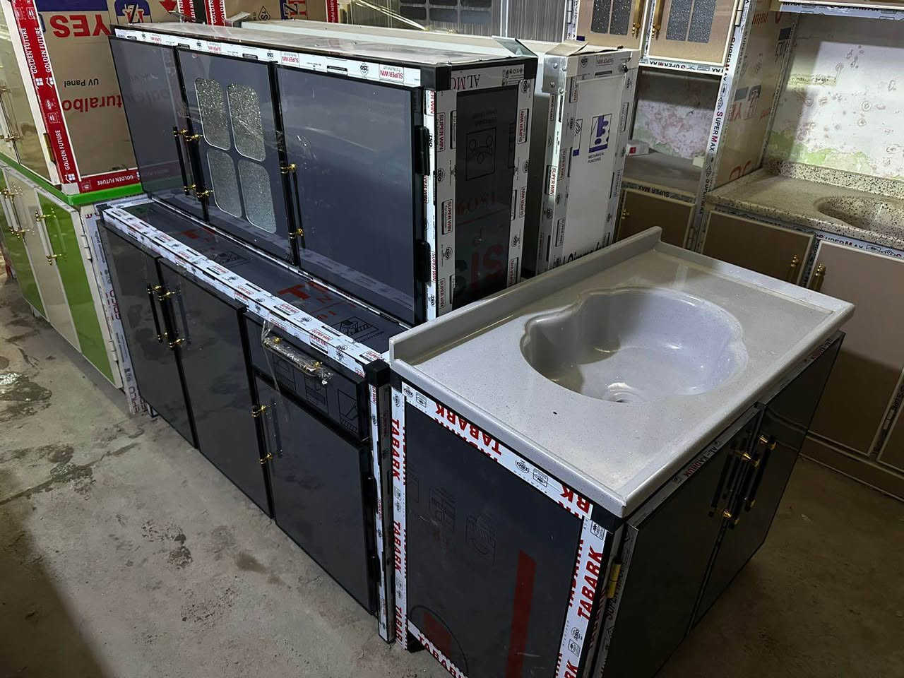 كاونتر متر ونص مع سنك متر مرمر تزكام درجه اولى بليت ثقيل ومقطع اصلي ونرماده حفر ونقش cnc وجوكر مخفي السعر 390 العنوان ناصريه شارع الاخلاص قرب مجمع ابي تراب *********** ناصرية, ذي قار
