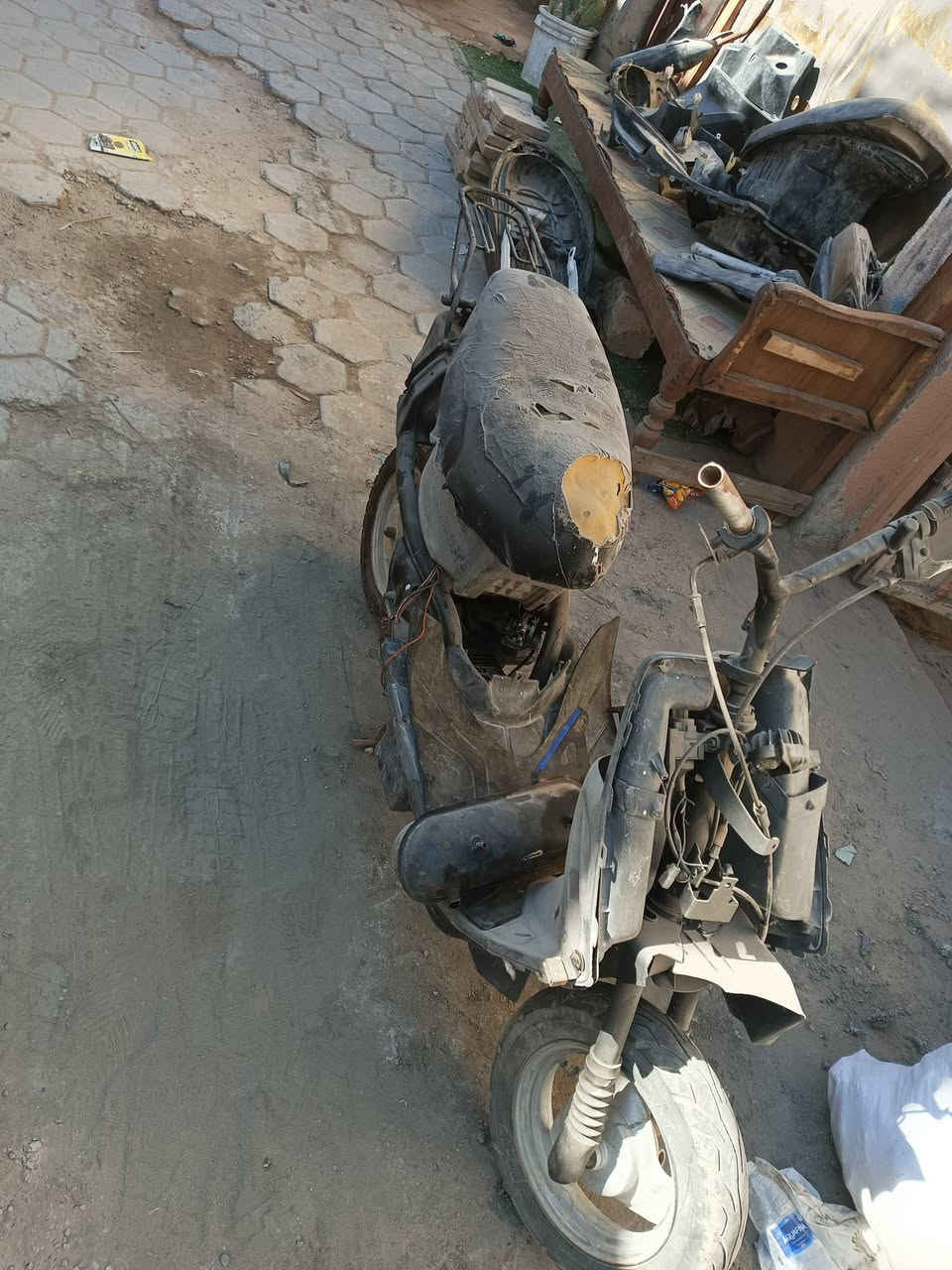 بيجي ٩ زروف الدراجه طفت خربطه بلكابريته ابيع كوم حديد قيم واخذ مكانه نجف


**إذا كنت صاحب هذا الإعلان وتريد حذفه لأي سبب، رجاءا أرسل رسالة إلى الدعم الفني**