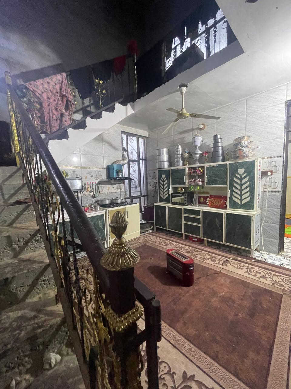 سلام عليكم
بيتين للبيع كل بيت مساحة 125 كاملات مع قطعة 250 تراب المجموع 500 متر ...

الموقع : الدوانم مقابيل الالفيين 
السعر : 59 مليون وهذا السعر مناسب 

ملاحظة هذا يفيد الخوان والماخذ اثنين نسوان 😅😅

مكتب الياس للاستثمار العقاري 
عنوان المكتب شارع المحكمة قرب أبو المخبز 

***********7
