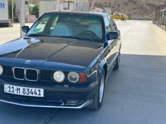 السلام عليكم بي ام للبيع موديل 1991 السعر 47 وبيهة مجال تصل على الرقم ونذكر تفاصيل سياره نضيفه *********** وتحياتي الصاحب الكروب
