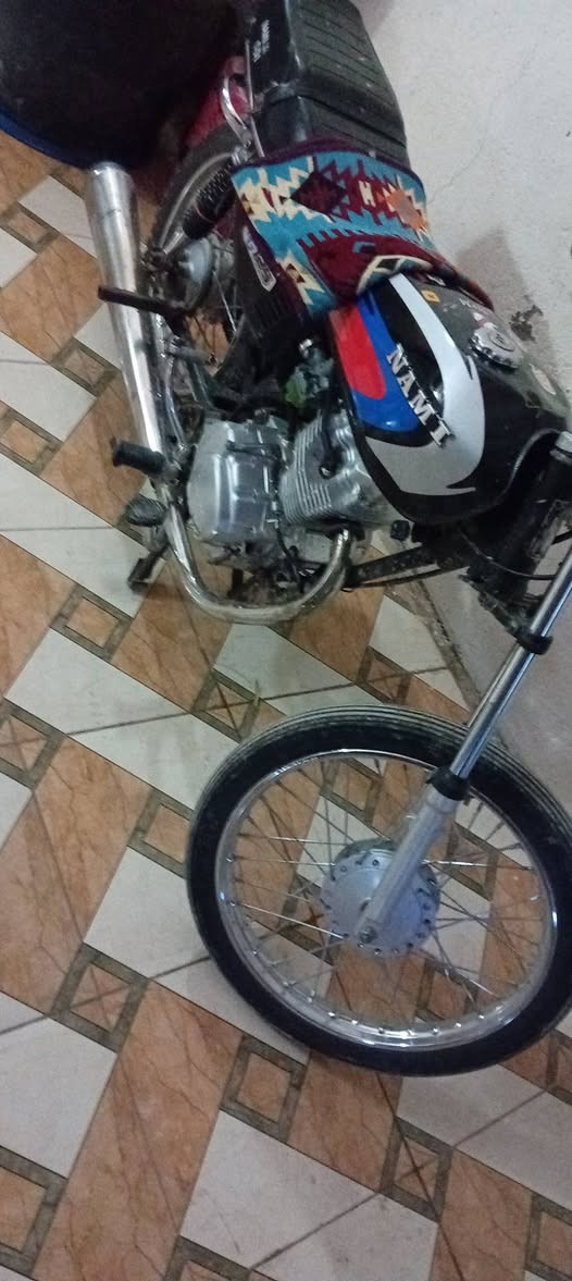 للبيع مامه اصلي مكينه مفتوحه بس بوشه امبدله نعمه فصله شاصيه ديل ٢٠١٩ مكاني الحمزه الغربي  سعره ٣٥٠ بيه مجال


**إذا كنت صاحب هذا الإعلان وتريد حذفه لأي سبب، رجاءا أرسل رسالة إلى الدعم الفني**