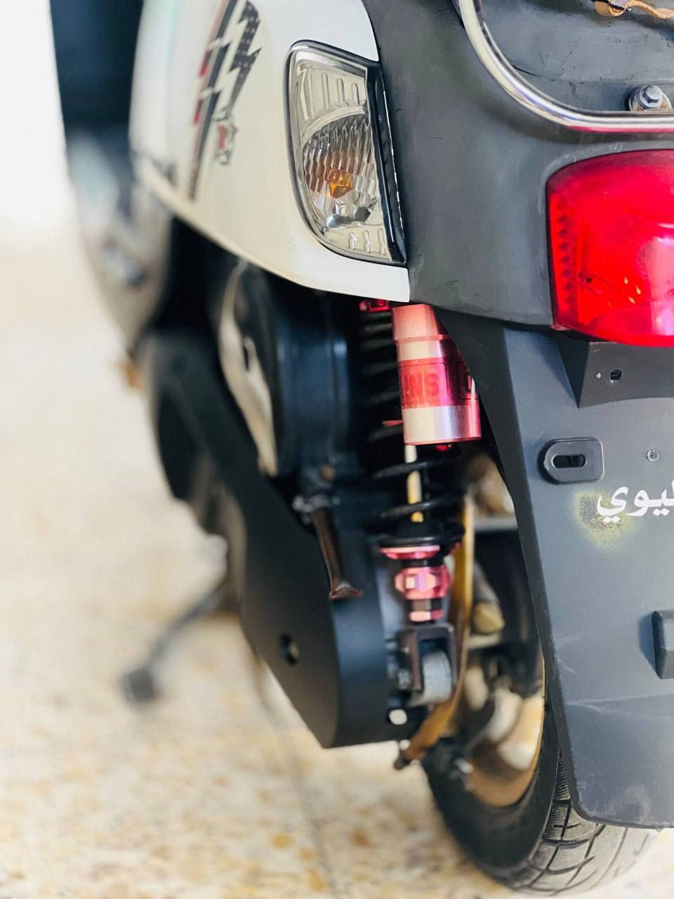 سلام عليكم بوليس 2013 كفاله عامه ورقه مزاد مالته موجوده مزوعه تزويد للنعال ليريده يراسلني ويدلل❤️

***********
