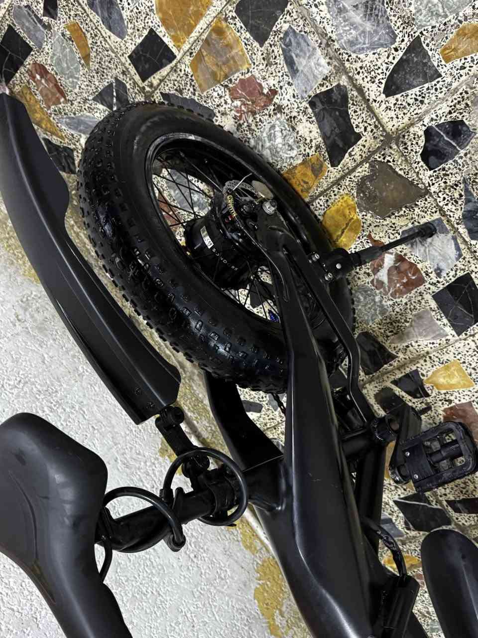 سلام عليكم دراجه هوائية ليثيوم للبيع
موديل ✨سوندرس 
شاشه إماميه 🖥️
بريكات شغاله ✨
دراجه نظيفه مابيه عطلات 🖤
للاستفسار 📞*********** 

مكاني بغداد الشعب 
سعر اتصل وسهله 
✨✨
