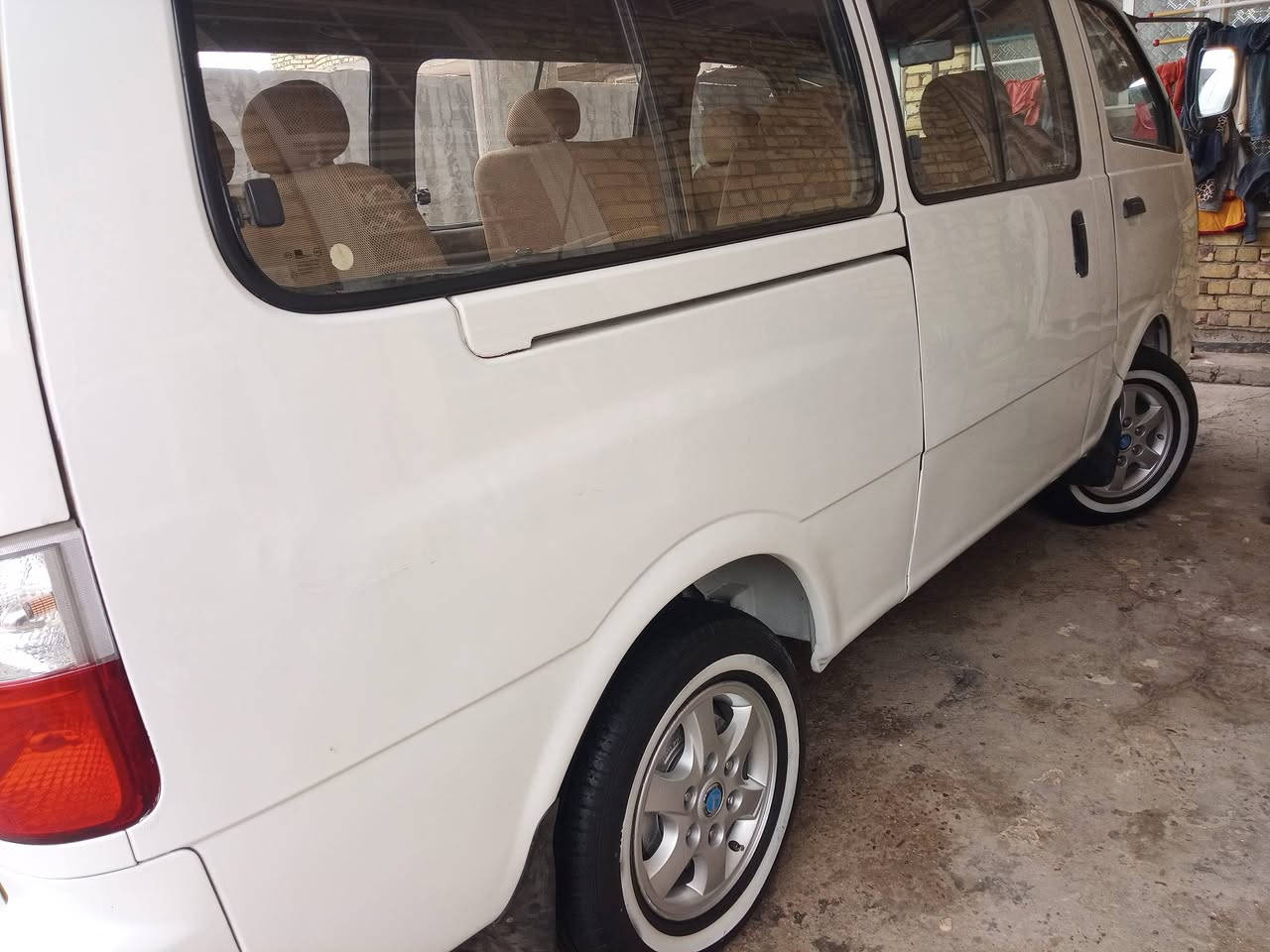 السلام عليكم سيارة منغولي موديل 2006سيارة جاهزة من داخل وخارج كير اكسل ومكينة جدد حدادية جديدة غرفة جديدة رقم بابل دولي المكان حلة قرب العلوية شريفة الرقم للاستفسار ***********
