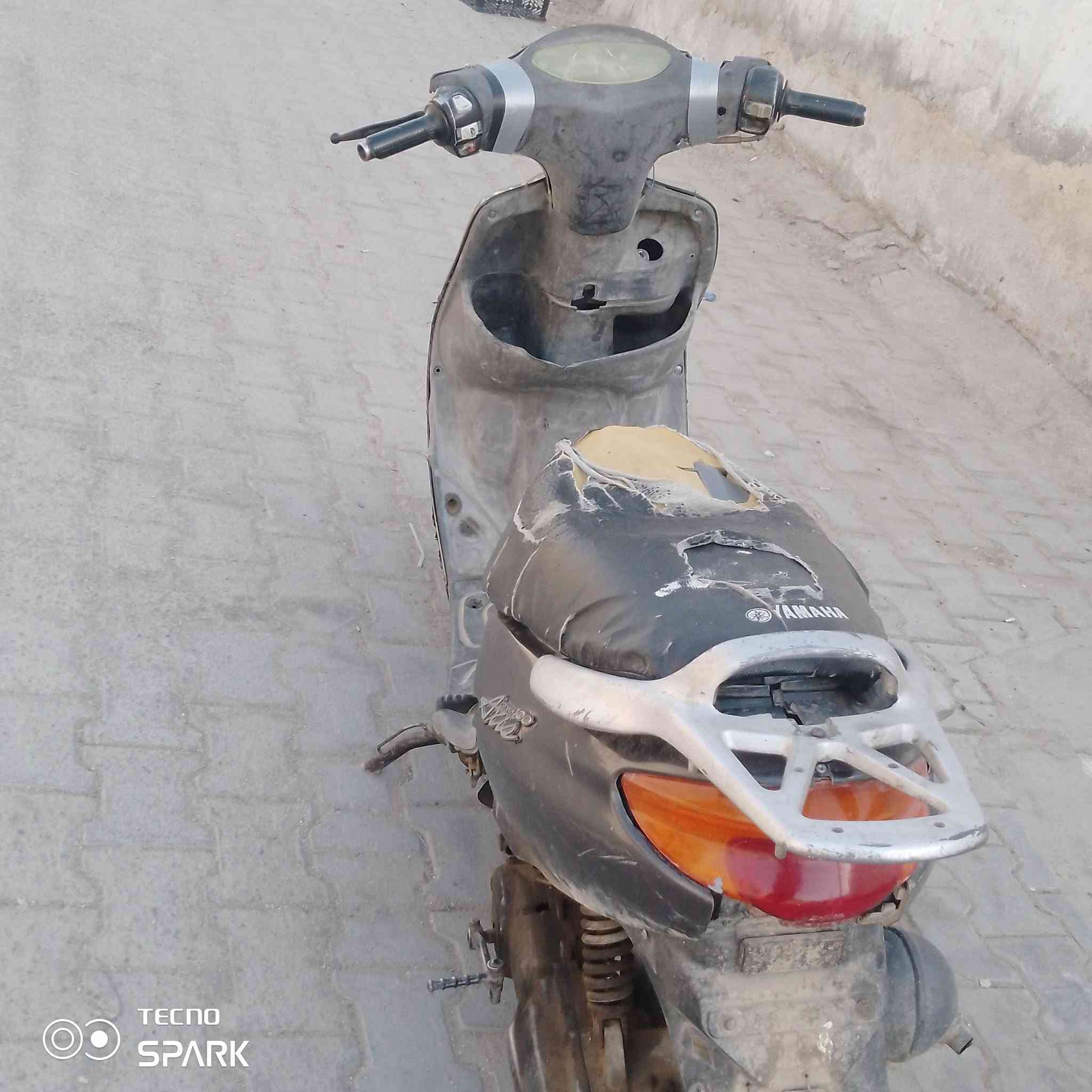 للبيع 200 ***********
