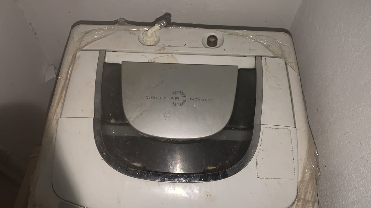 غساله اوتماتيك للبيع نضيفه تنشف وتشطف فقط ماتغسل يعني تصليحها ب٢٥ فقط لقايش السعر ١٢٠وبيها مجال نضيفه وجديده تجي وتشوفها بعينك


**إذا كنت صاحب هذا الإعلان وتريد حذفه لأي سبب، رجاءا أرسل رسالة إلى الدعم الفني**