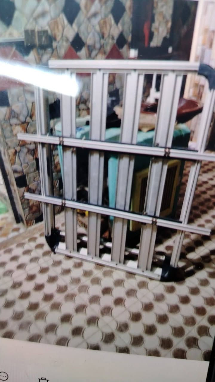اغراض للبيع اني مكلف بل نشر لاتصال علئ الرقم ***********
