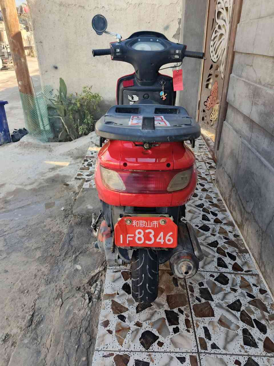 فراشه فحل حاويه محرك  شرط مامفتوح نضيفة سلف هندر كهربائيات كله شغال  575 بيهه مجال  *********** مكاني نجف
