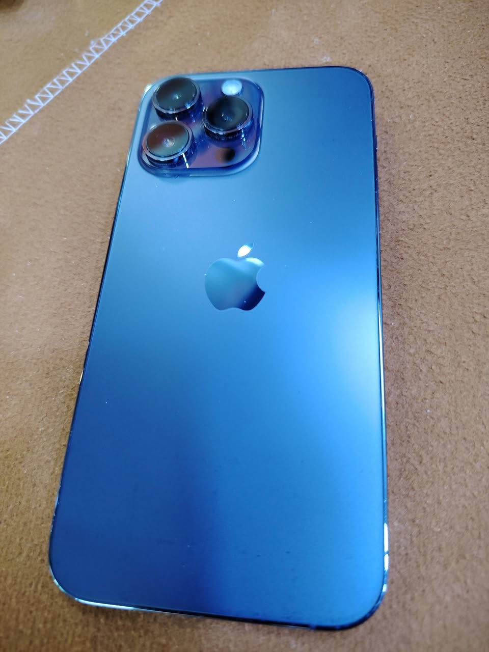 14 برو ماكس شرق اوسط 
نموذج M

ذاكرة 256

بطارية 92

نظافة الجهاز 100%

لون بنفسجي 

كامل ملحقاته كارتون + كيبل 

السعر مليون و50 وبي مجال 

للاستفسار الاتصال 
☎️
***********
