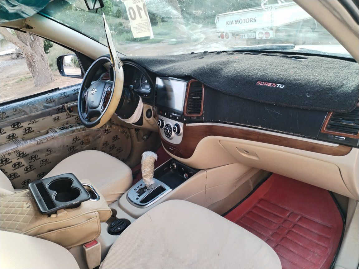 سنتافيه موديل ٢٠٠٨سياره متجيه مكينة جاهزه ترهم مراوس للاستفسار الاتصال ***********
