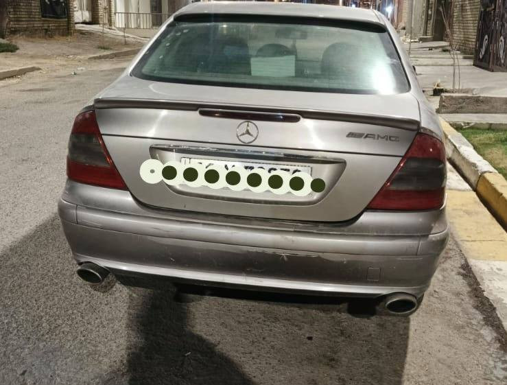بيع مستعجل ميعجبك المنشور اترك كلمة طيبة
🚗 للبيع مرسيدس E-Class W211
📅 موديل 2008 
🔧 المحرك 4سلندر cc2400 توربو 
⚙️ كير أوتوماتيك
🚘 دفع خلفي
⛽ اقتصادية بالبنزين
✨ المواصفات:
• مقاعد جلد
• تحكم كهربائي
• ديكور خشب
• كروز كنترول
• ABS + ESP
• وسائد هوائية
كشنات هيتر 
وارد يابان 
محرك كير مكفول 
لايت زنون بلاد 
بكلايت لد LED
السعر 128 بيها مجال حك الجية
رقم السيارة بغداد باسمي
***********
