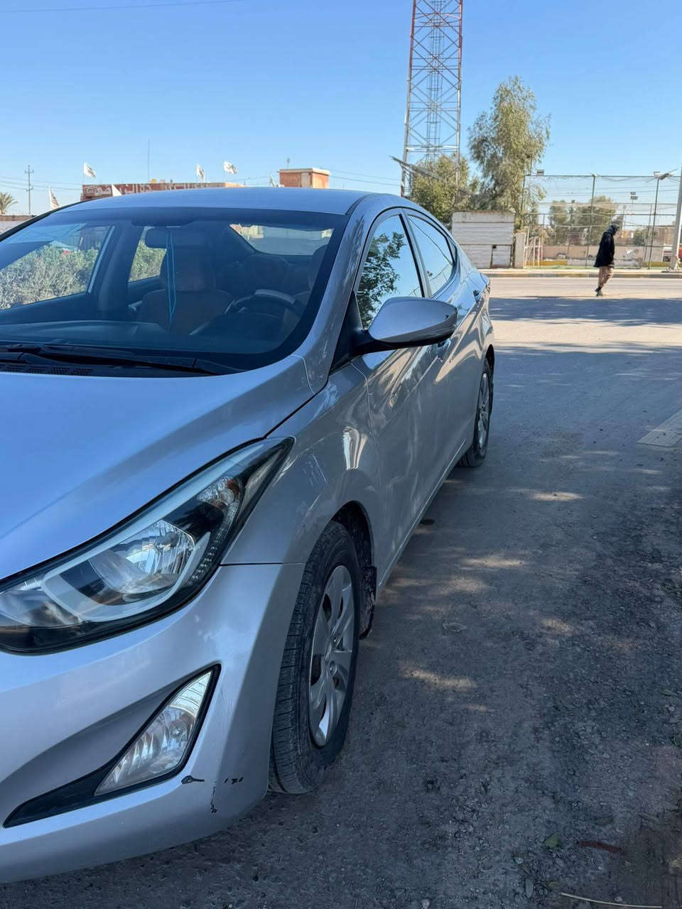 السلام عليكم
النترا     2015

المواصفات نص فول

بيها بنيد  جهة مصبوغ فقط

سياره جاهزه ماناقصها شي على وضع الشركة
تخم تاير جديد

رقم بابل
السعرر١٢٢

مداور ثاني يوم 

مكاني كربلاء الحسينية
للاستفسار الاتصال على الرقم 

***********
