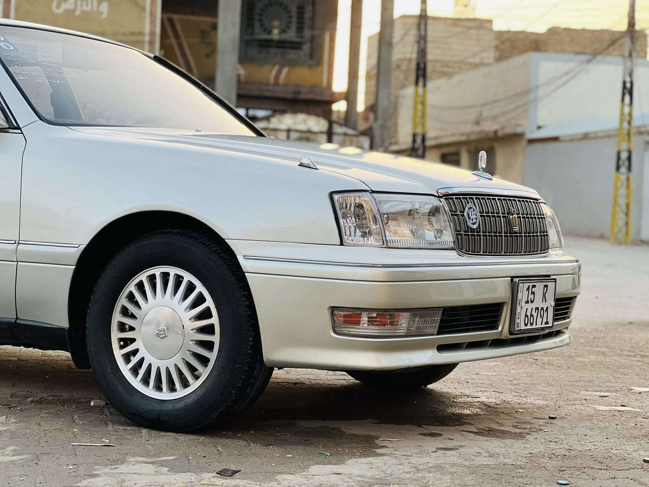 سلام عليكم للبيع راس ثور مديل 1995
بيع او يبقه عليه شي قليل السعر 115 وبيه مجال 
رقم انبار جديد سنويه 2029 مشروع وطني 
مكينه وكير جداد حداديه و تخم تاير جديد 2500
داخل عسلي تبريد ثلج ⛄️ 
كفالة عمه من كص و نقل جثه و ضربه 
رقم *********** مكان نجف
