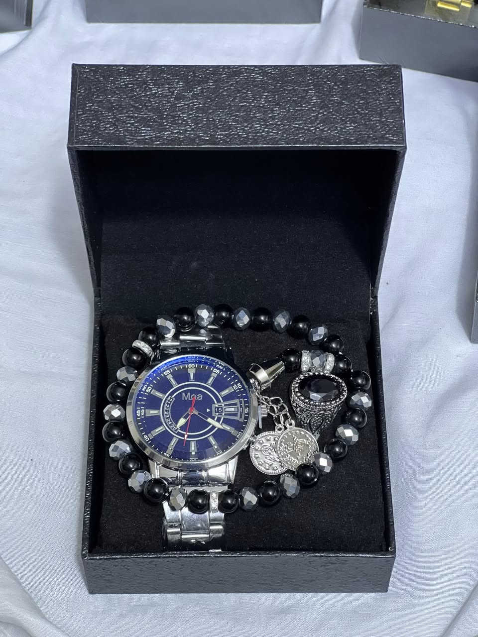 اي قطعه ٥ الف بس 
توصيل جميع المحافضات 
يوجد جمله + مفرد


**إذا كنت صاحب هذا الإعلان وتريد حذفه لأي سبب، رجاءا أرسل رسالة إلى الدعم الفني**