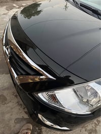 نيسان صني • اسود • ٢٠٢٢
