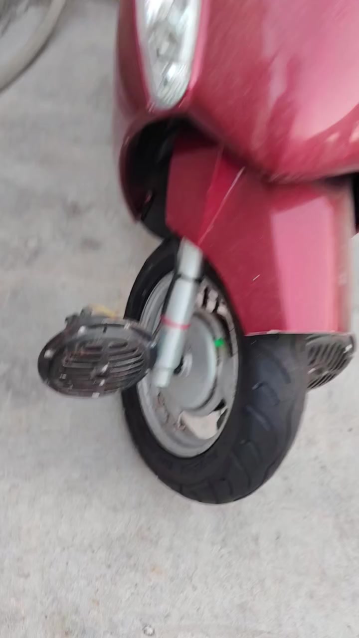 السلام عليكم دراجه للبيع ماكس منغولي حديث موديل 17 دراجه بالكرتونه***********
